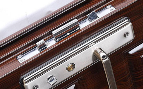 巴塘24小时上门开锁公司